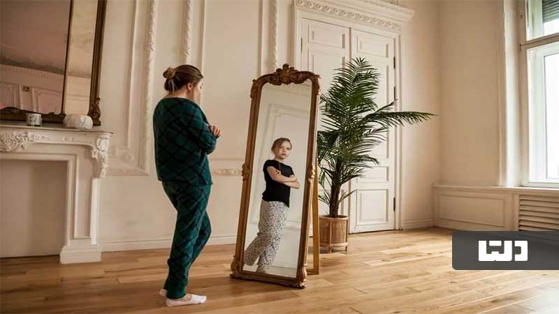 استفاده از آینه قدی در اتاق خواب