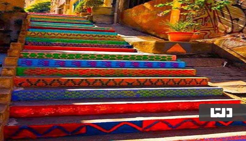 پله های رنگی در اصفهان جذابیت زیادی دارند
