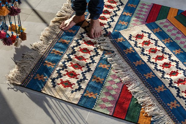 فرش برای چیدمان آشپزخانه سنتی ایرانی