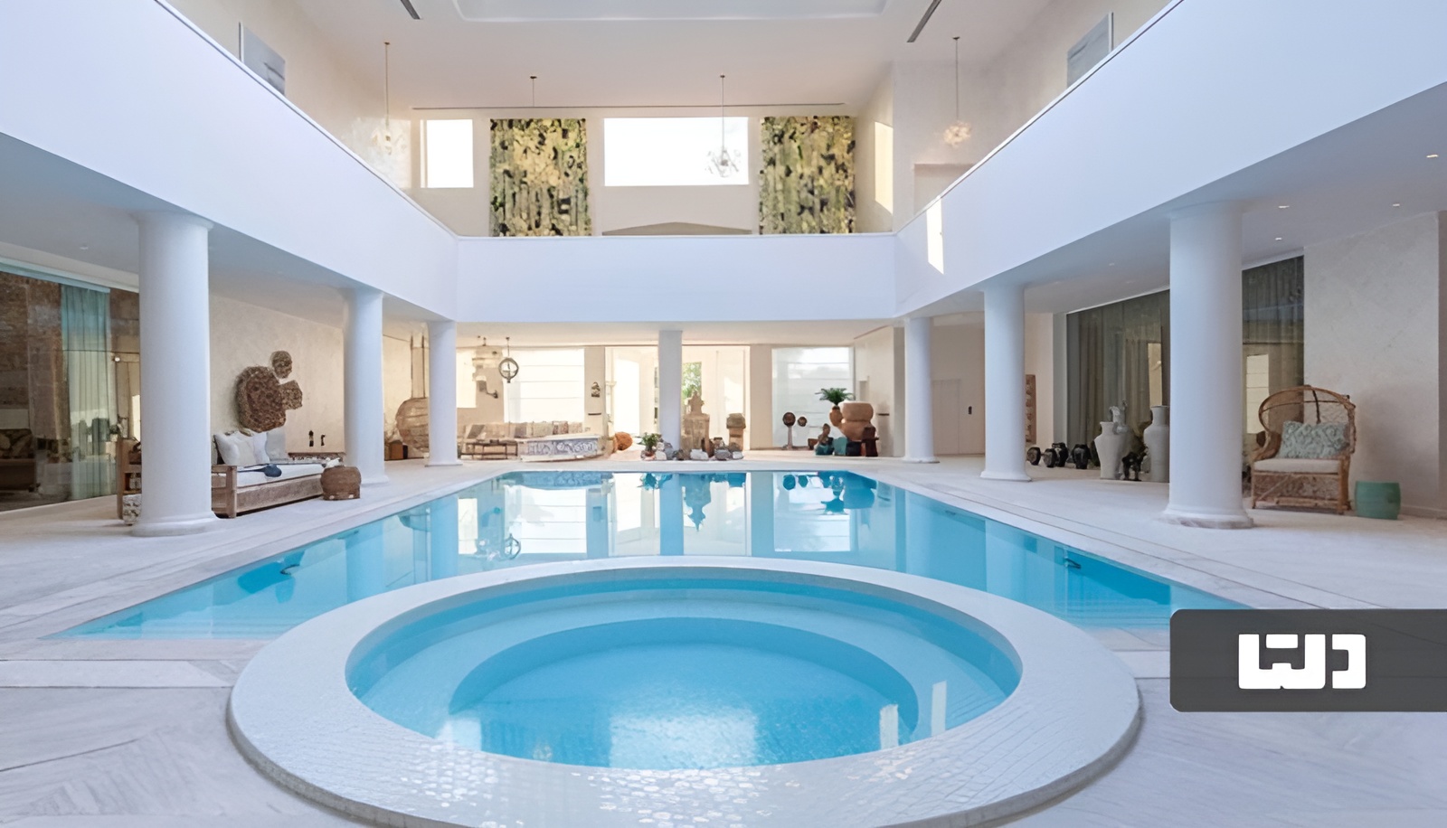 استخر خانه رونالدو