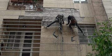 مسئولیت ریزش نمای ساختمان با کیست؟