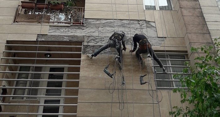 مسئولیت ریزش نمای ساختمان با کیست؟