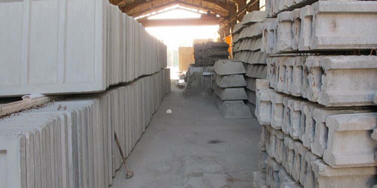 این ترفند ساده عمر دیوار بتنی را دو برابر می‌کند