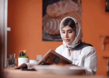 دکتر مژده شکری ساز ؛ کارآفرین برجسته در ایران و کانادا