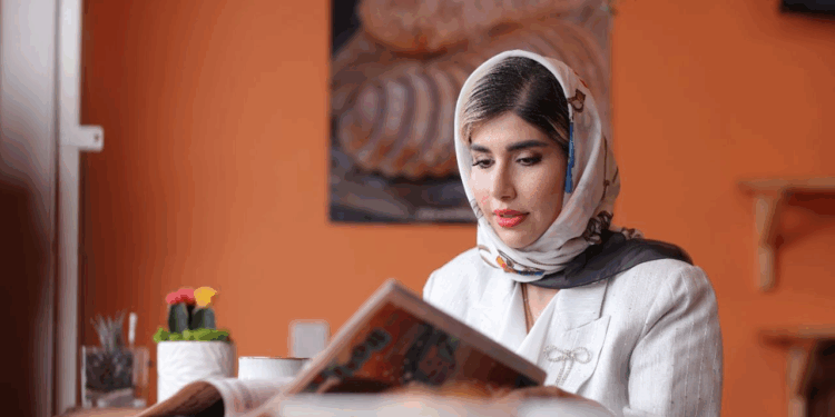 دکتر مژده شکری ساز ؛ کارآفرین برجسته در ایران و کانادا