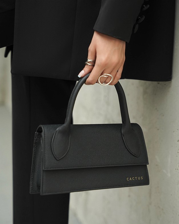 کیف دستی زنانه مشکی ساده