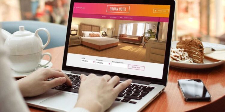 تابستان و سفری بی دغدغه به کیش؛ با رزرو آنلاین هتل در کیش، تعطیلات تابستانی خود را تضمین کنید