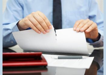 نشانه‌های یک قرارداد غیرقانونی