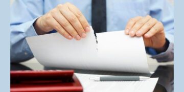 نشانههای یک قرارداد غیرقانونی