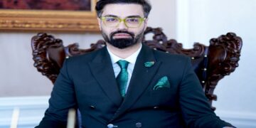 دکتر میثم شکری ‌ساز – کارآفرینی که جامعه را هم می‌سازد