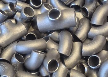 بهترین مصالح برای ساخت سازه‌ های فضای باز