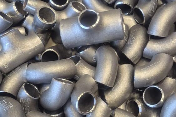 بهترین مصالح برای ساخت سازه‌ های فضای باز