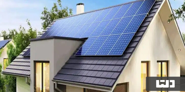خانه با پنل خورشیدی