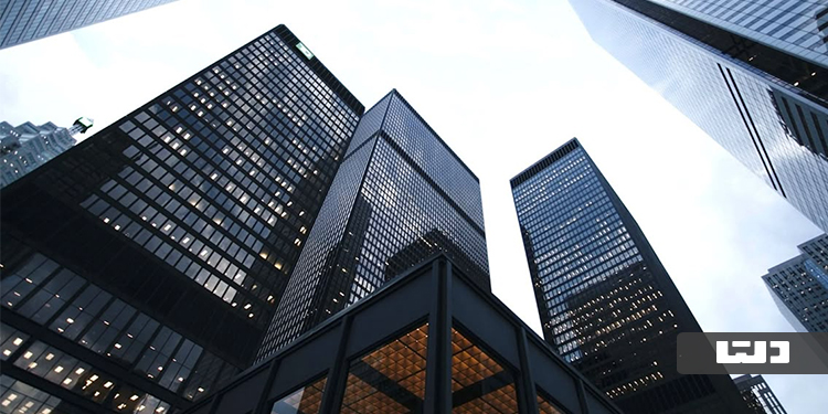 آغاز مسیر حرفه‌ای یاسی جزایری در بازار املاک